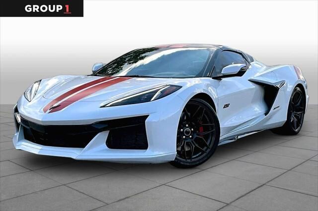 2023 Chevrolet Corvette Z06 — photo 1 of 13
