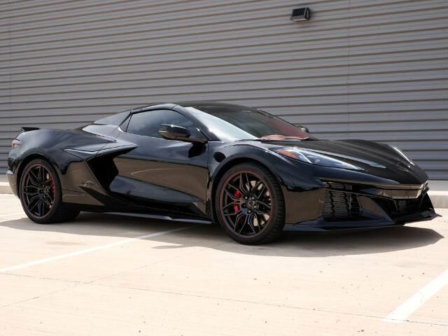 2026 Chevrolet Corvette Z06 — photo 1 of 8