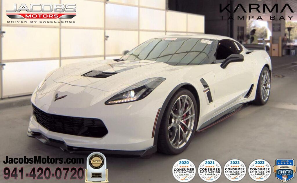 2019 Chevrolet Corvette Grand Sport — photo 1 of 13