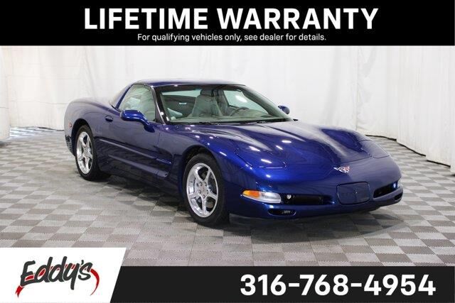 2004 Chevrolet Corvette Base — photo 1 of 13