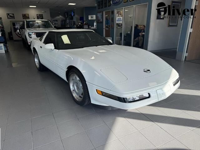 1991 Chevrolet Corvette Base — photo 1 of 13
