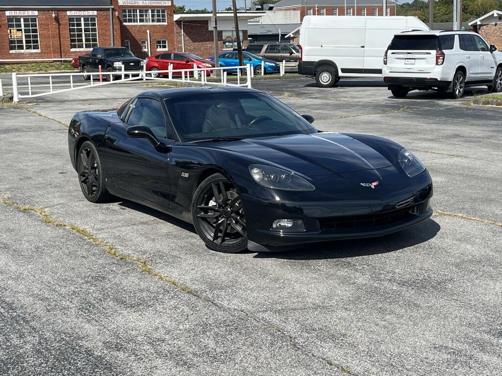 2008 Chevrolet Corvette — photo 1 of 13