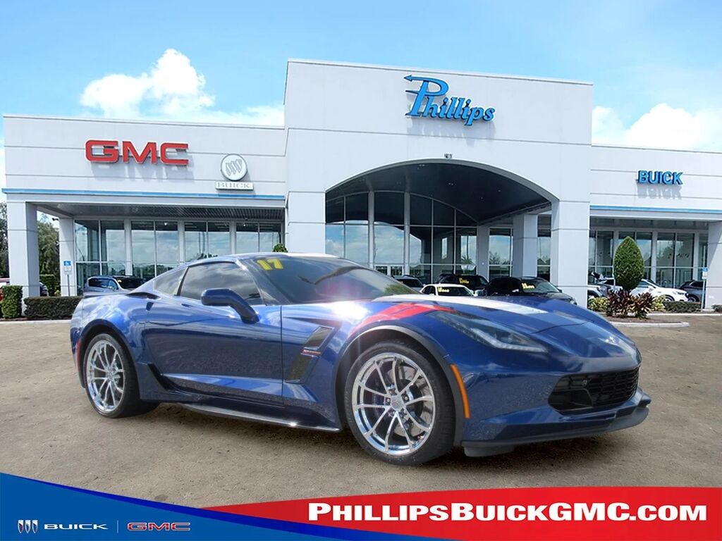 2017 Chevrolet Corvette Grand Sport — photo 1 of 13