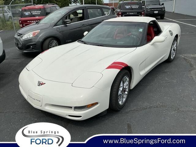 2001 Chevrolet Corvette Base