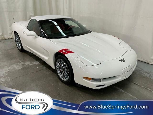 2001 Chevrolet Corvette Base