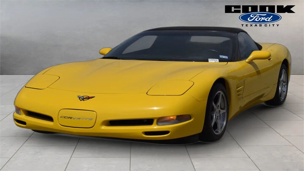 2000 Chevrolet Corvette Base — photo 1 of 39