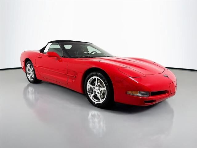 2002 Chevrolet Corvette Base — photo 1 of 13