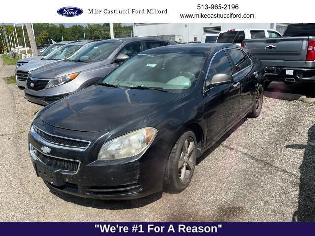 2011 Chevrolet Malibu LS — photo 1 of 16