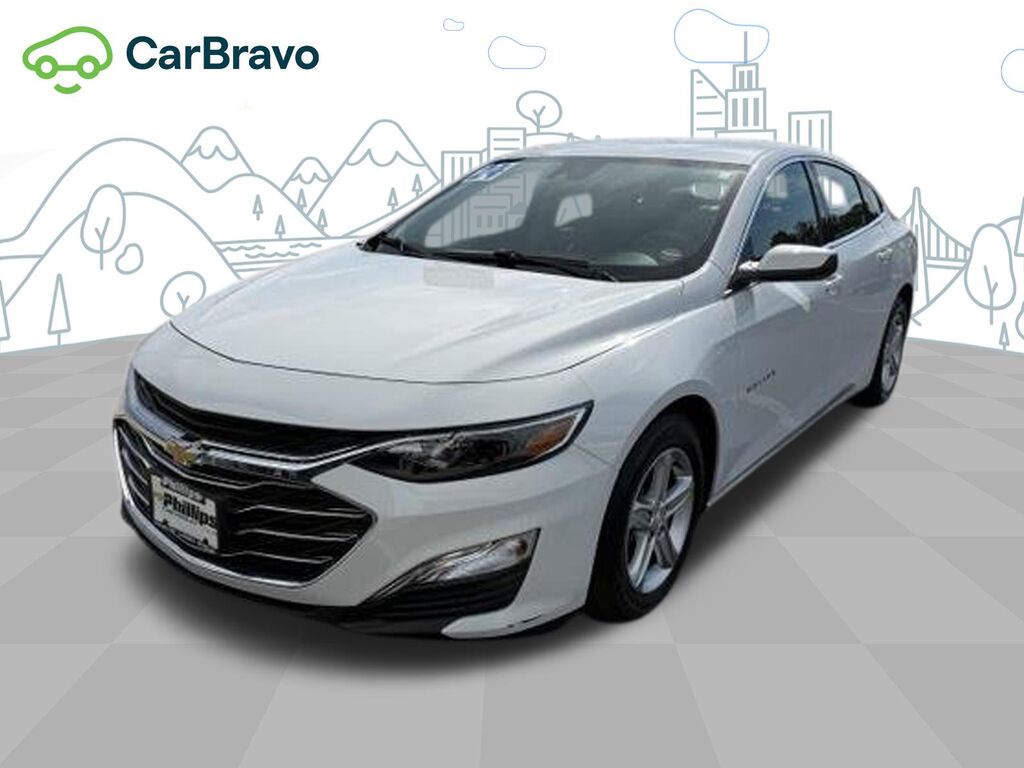 2024 Chevrolet Malibu LS — photo 1 of 7