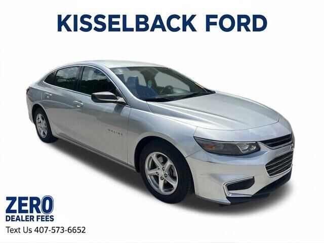 2017 Chevrolet Malibu LS — photo 1 of 1