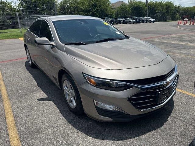 2025 Chevrolet Malibu LS