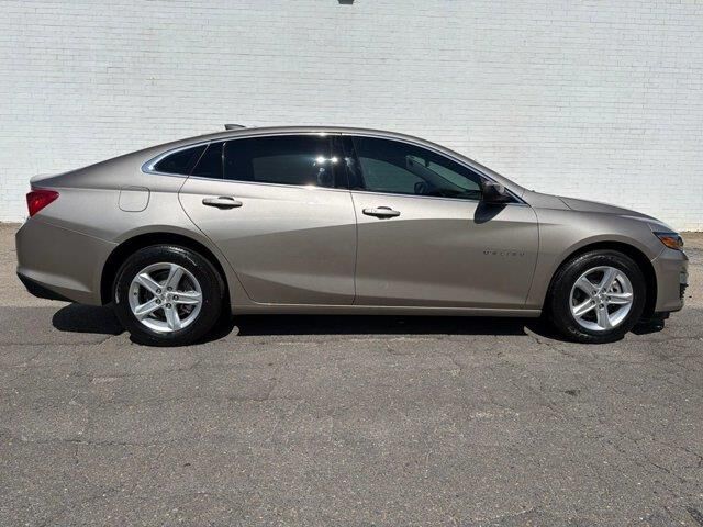 2025 Chevrolet Malibu LS