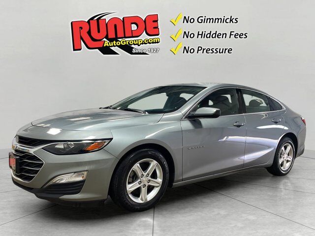 2024 Chevrolet Malibu LS — photo 1 of 21