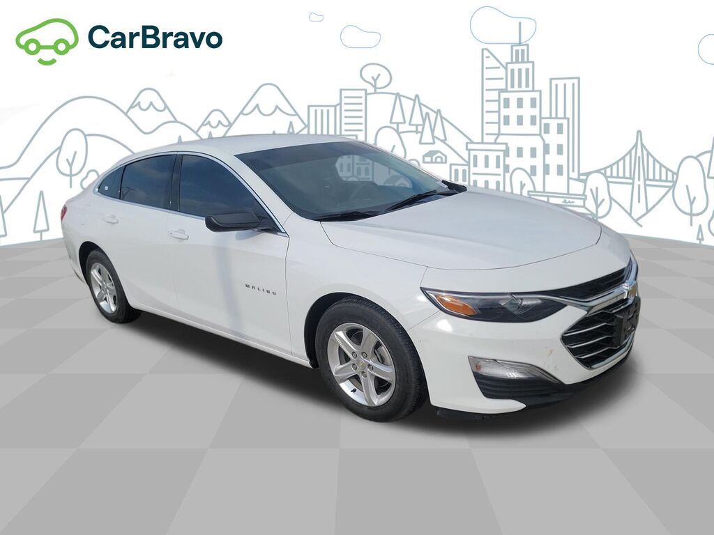 2022 Chevrolet Malibu LS — photo 1 of 1