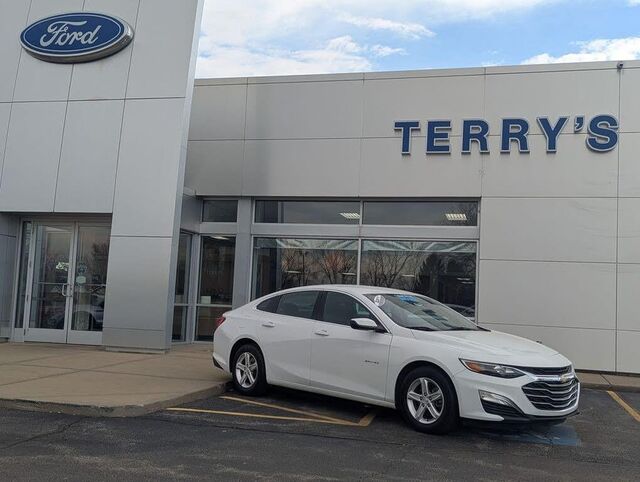 2022 Chevrolet Malibu LS Fleet — photo 1 of 1