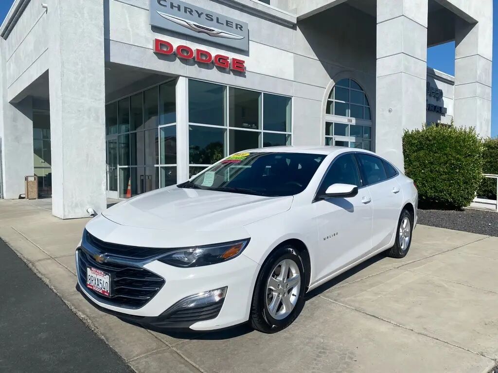 2020 Chevrolet Malibu LS Fleet — photo 1 of 13