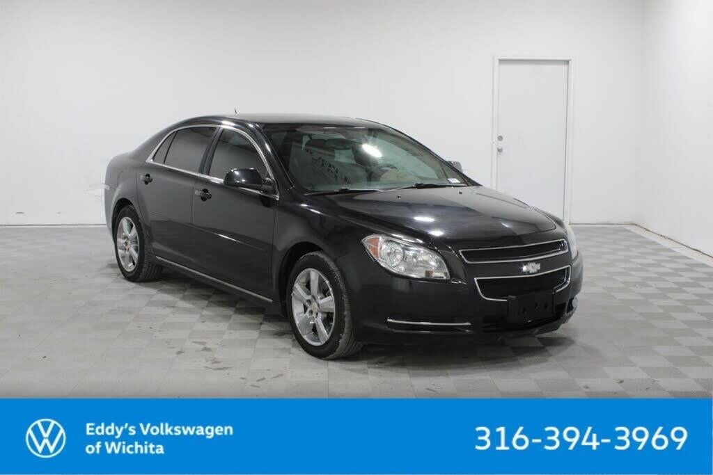 2010 Chevrolet Malibu LT — photo 1 of 27
