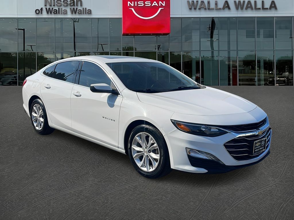 2023 Chevrolet Malibu — photo 1 of 12