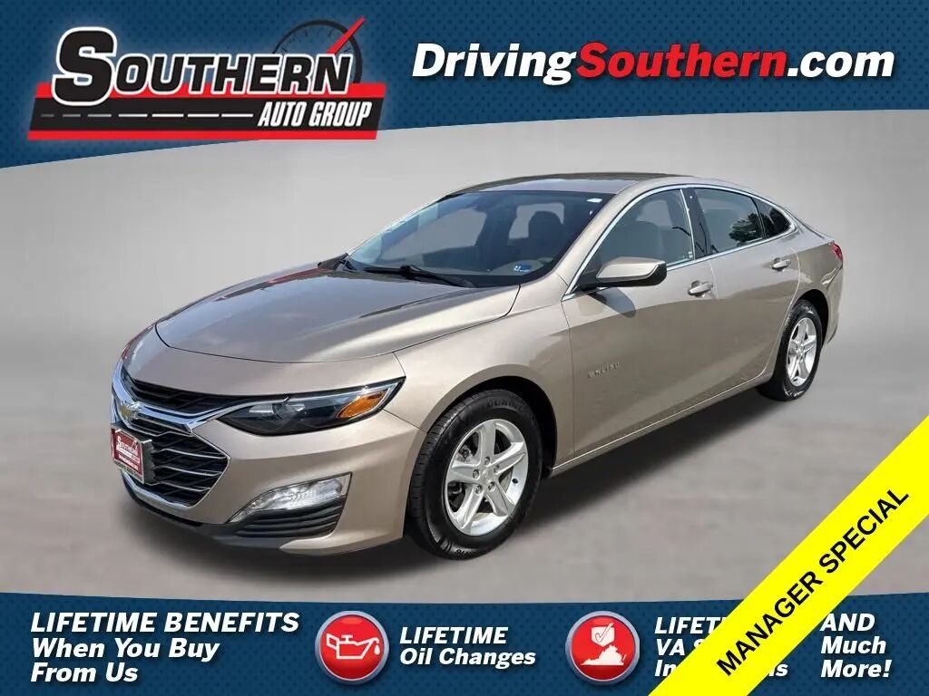 2024 Chevrolet Malibu LT — photo 1 of 14