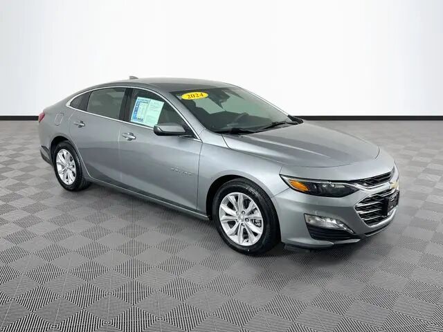 2024 Chevrolet Malibu LT — photo 1 of 19