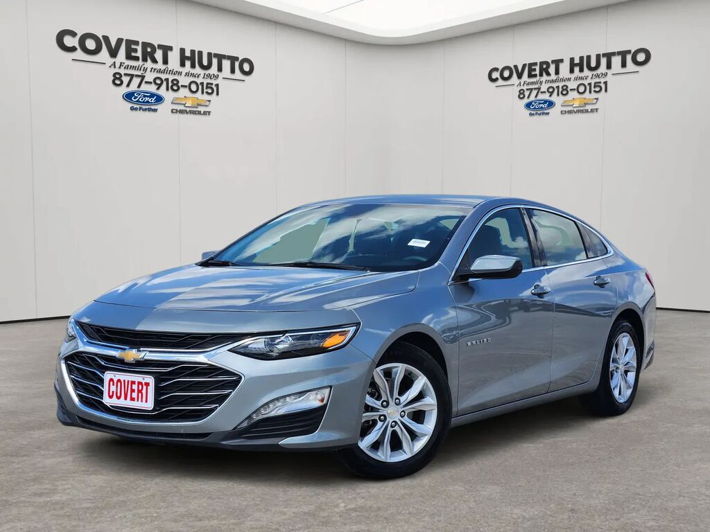 2025 Chevrolet Malibu LT — photo 1 of 1