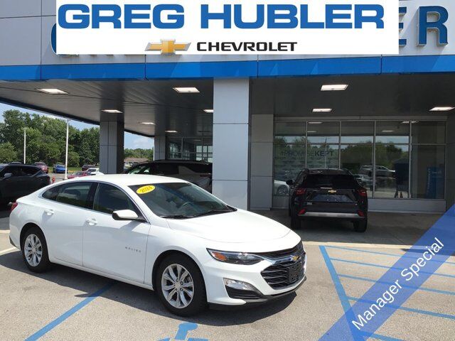 2024 Chevrolet Malibu LT — photo 1 of 13