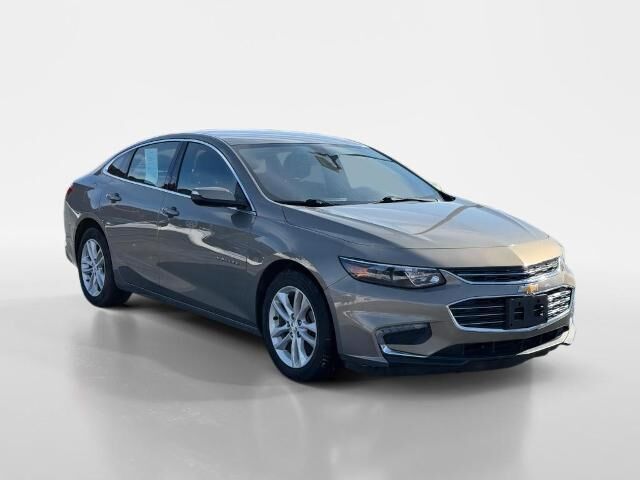 2018 Chevrolet Malibu LT — photo 1 of 13