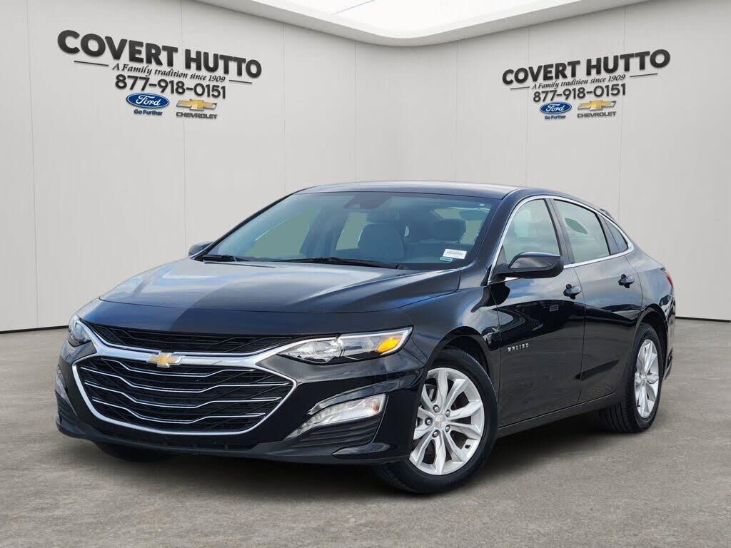 2025 Chevrolet Malibu LT — photo 1 of 2