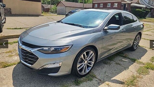 2023 Chevrolet Malibu LT — photo 1 of 3