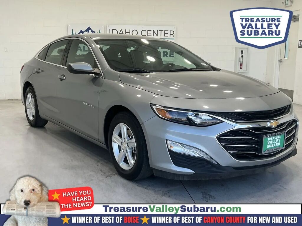 2024 Chevrolet Malibu LT — photo 1 of 13