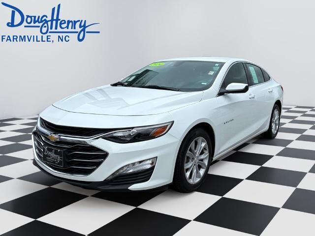 2024 Chevrolet Malibu LT — photo 1 of 13