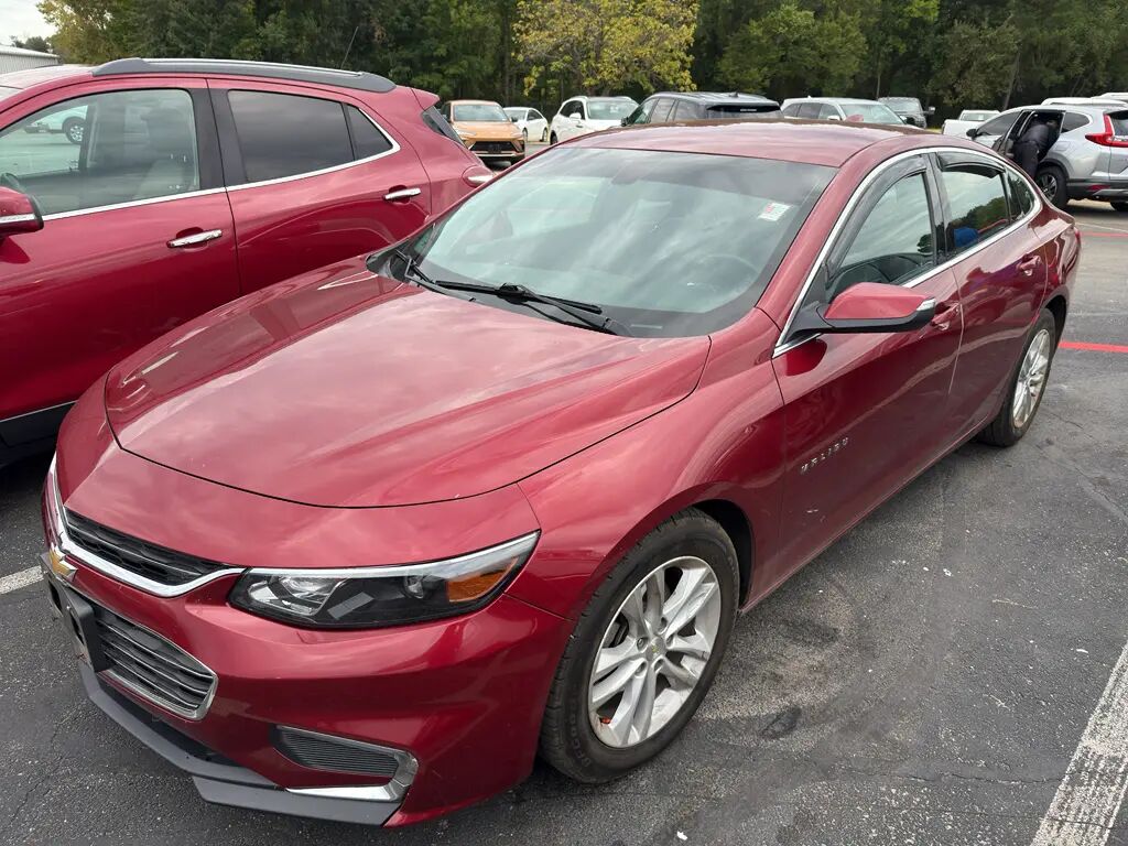 2018 Chevrolet Malibu LT — photo 1 of 2