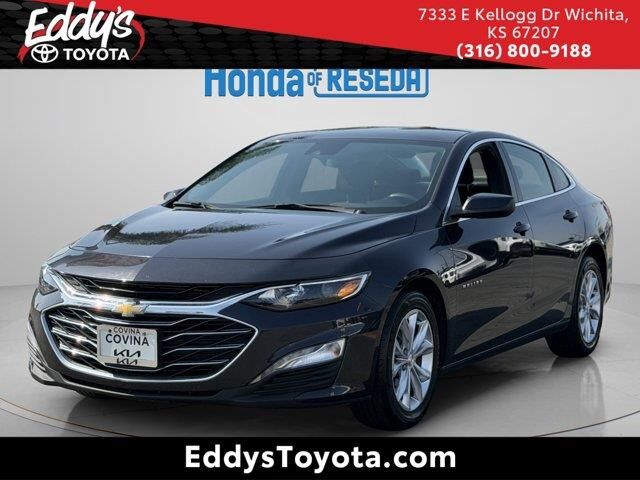 2023 Chevrolet Malibu LT — photo 1 of 13