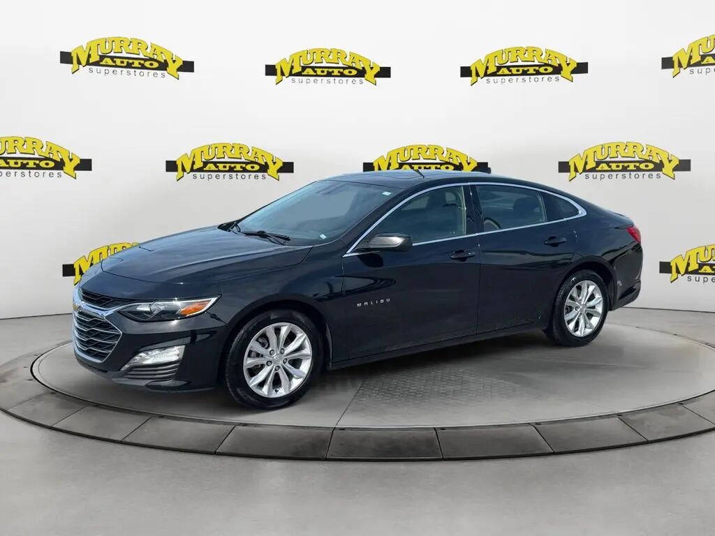 2024 Chevrolet Malibu LT — photo 1 of 13