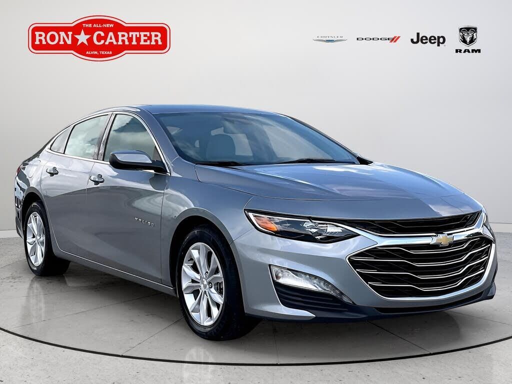 2024 Chevrolet Malibu LT — photo 1 of 1