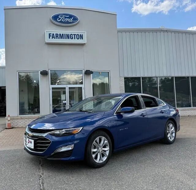 2023 Chevrolet Malibu LT — photo 1 of 19