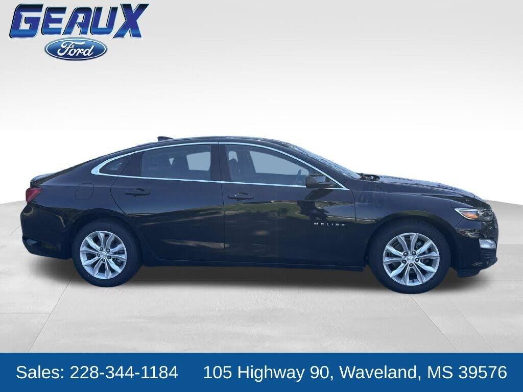 2024 Chevrolet Malibu LT — photo 1 of 1