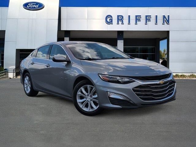 2024 Chevrolet Malibu LT — photo 1 of 13