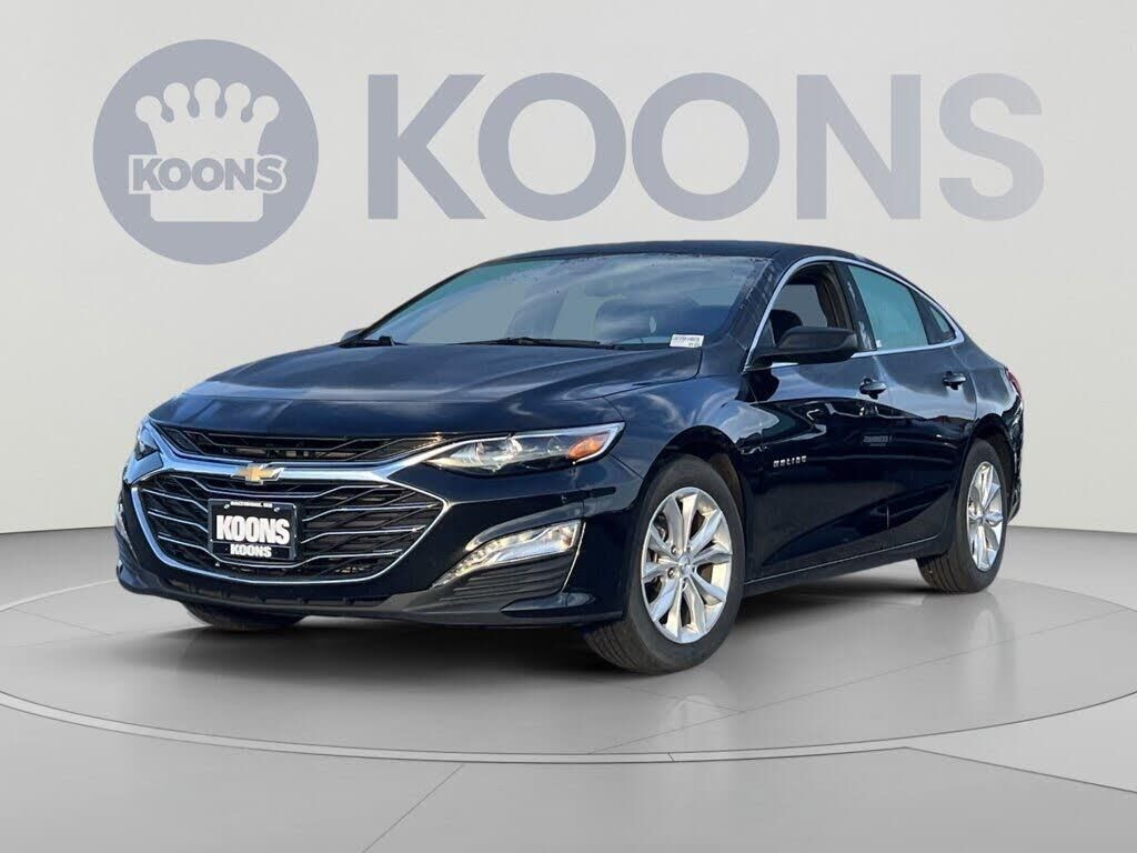 2024 Chevrolet Malibu LT — photo 1 of 1