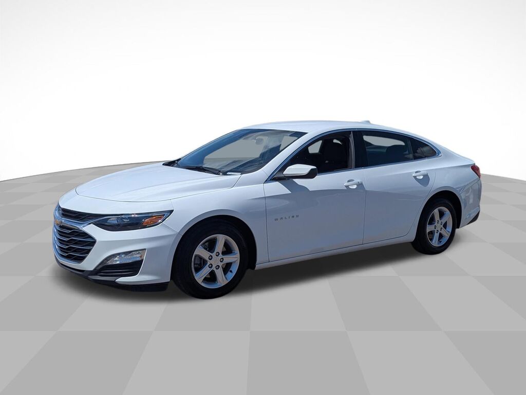 2024 Chevrolet Malibu 1LT — photo 1 of 7