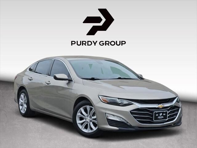 2022 Chevrolet Malibu LT — photo 1 of 4
