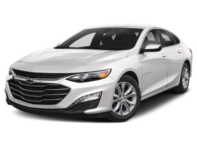 2022 Chevrolet Malibu LT — photo 1 of 4