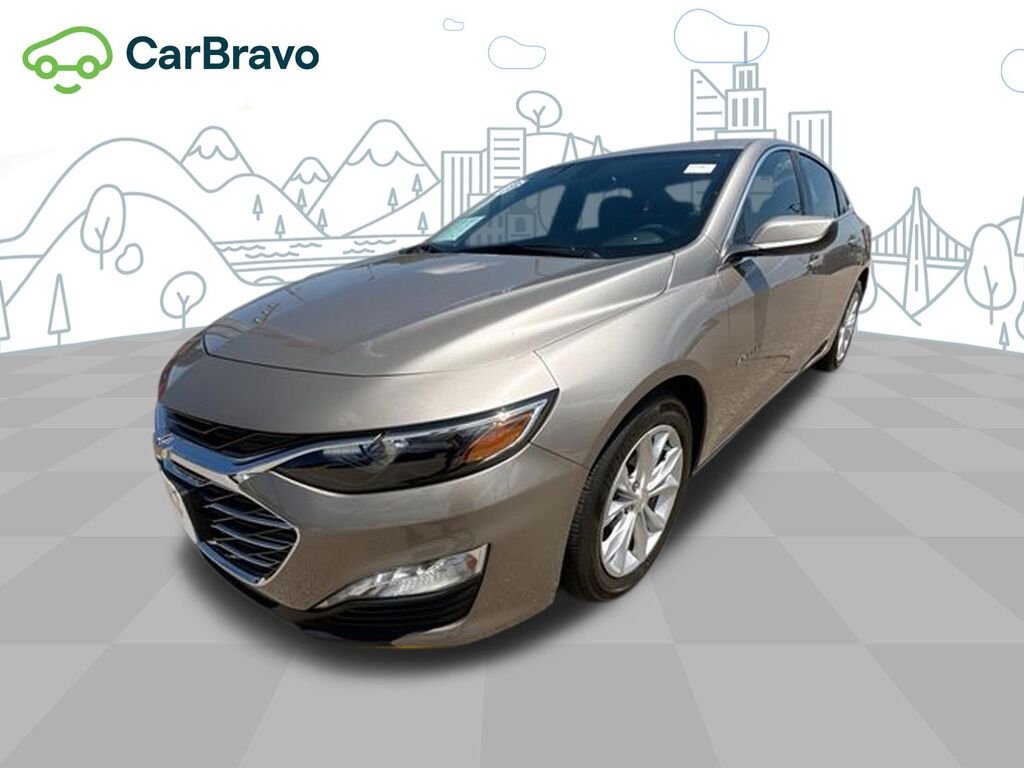 2022 Chevrolet Malibu LT — photo 1 of 6