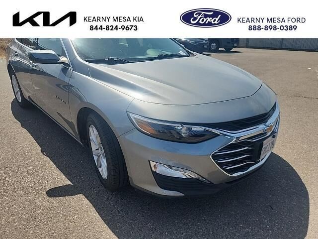 2024 Chevrolet Malibu LT — photo 1 of 12