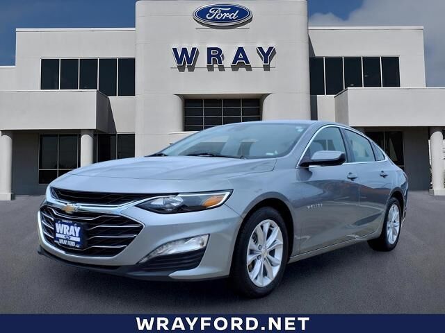 2024 Chevrolet Malibu LT — photo 1 of 13