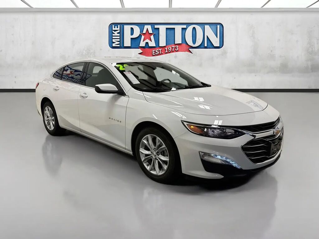 2024 Chevrolet Malibu LT — photo 1 of 13