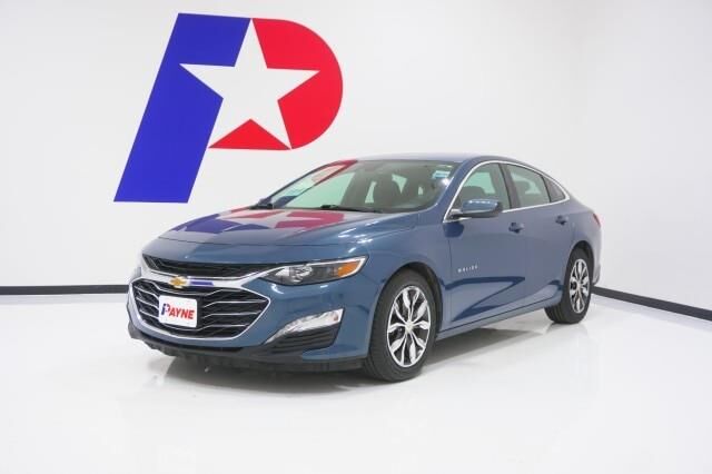 2024 Chevrolet Malibu LT — photo 1 of 26