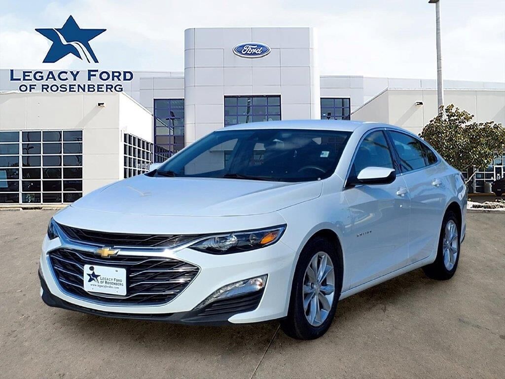 2025 Chevrolet Malibu LT — photo 1 of 1