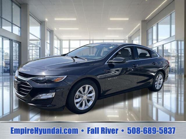 2023 Chevrolet Malibu LT — photo 1 of 13