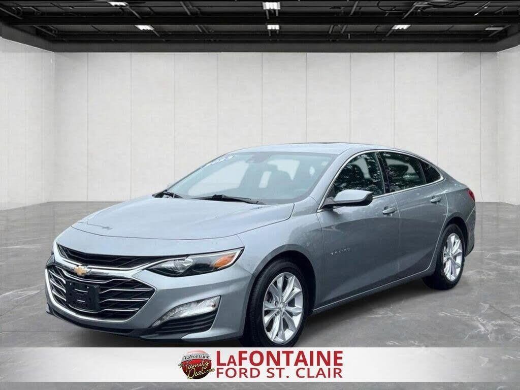 2023 Chevrolet Malibu LT — photo 1 of 15